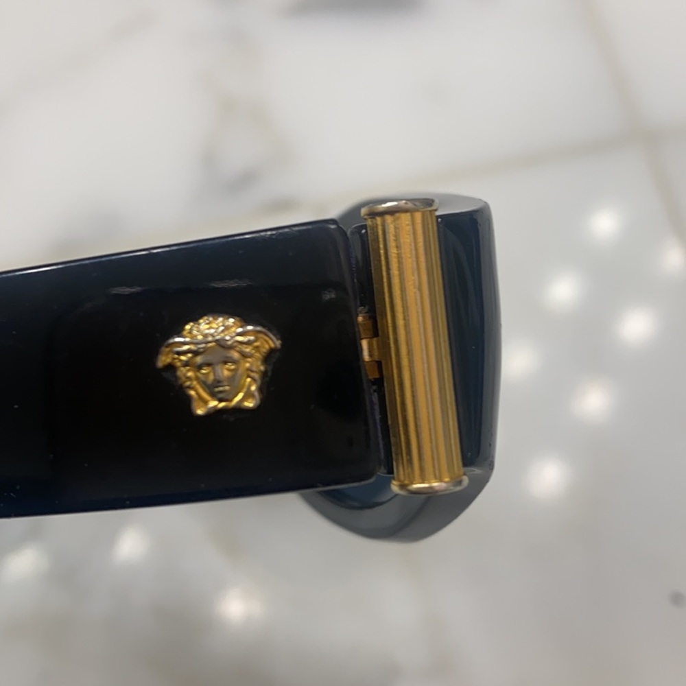 Versace Medusa Sunglasses AUTHENTIC VINTAGE RARE - Picture 6 of 11